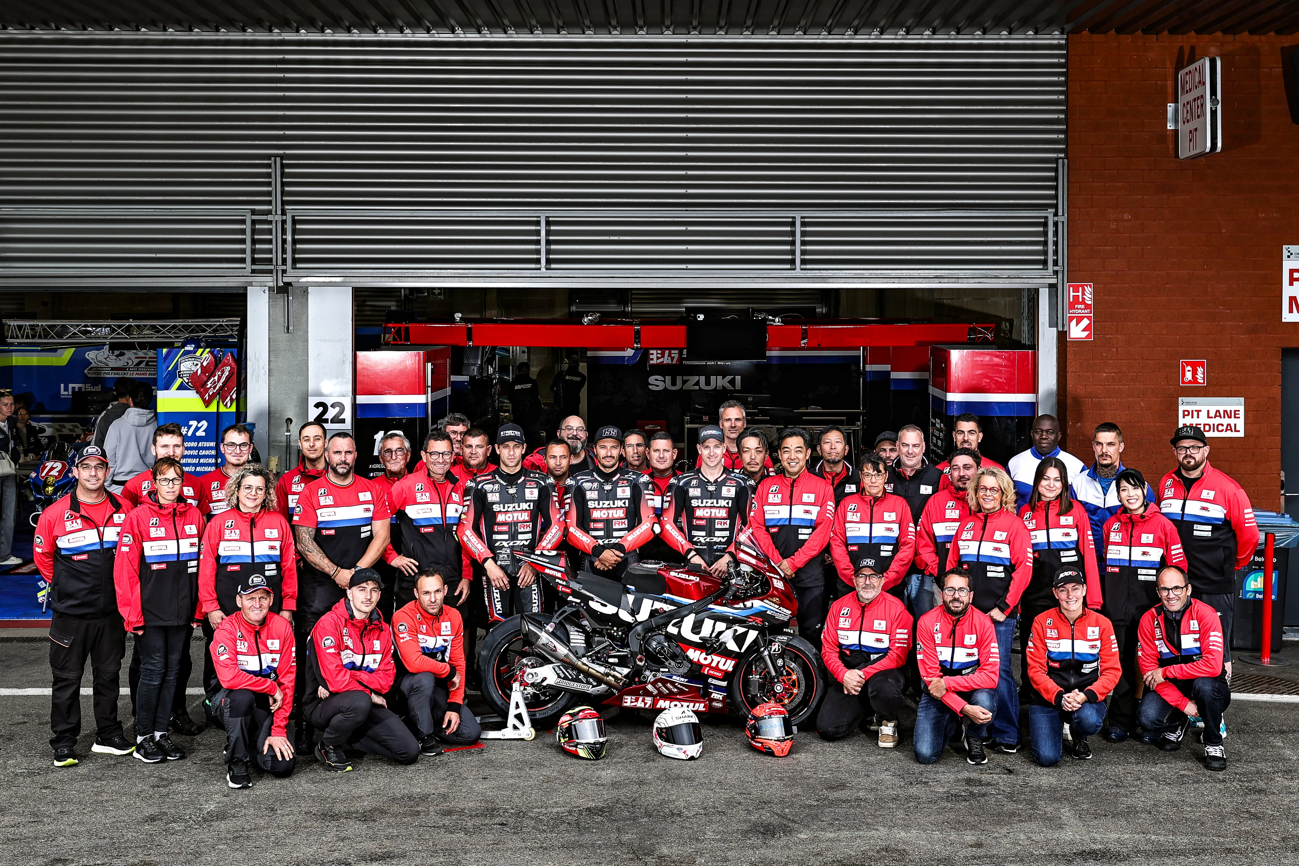 EWC TEAM ウィンドブレーカー | ヨシムラジャパン